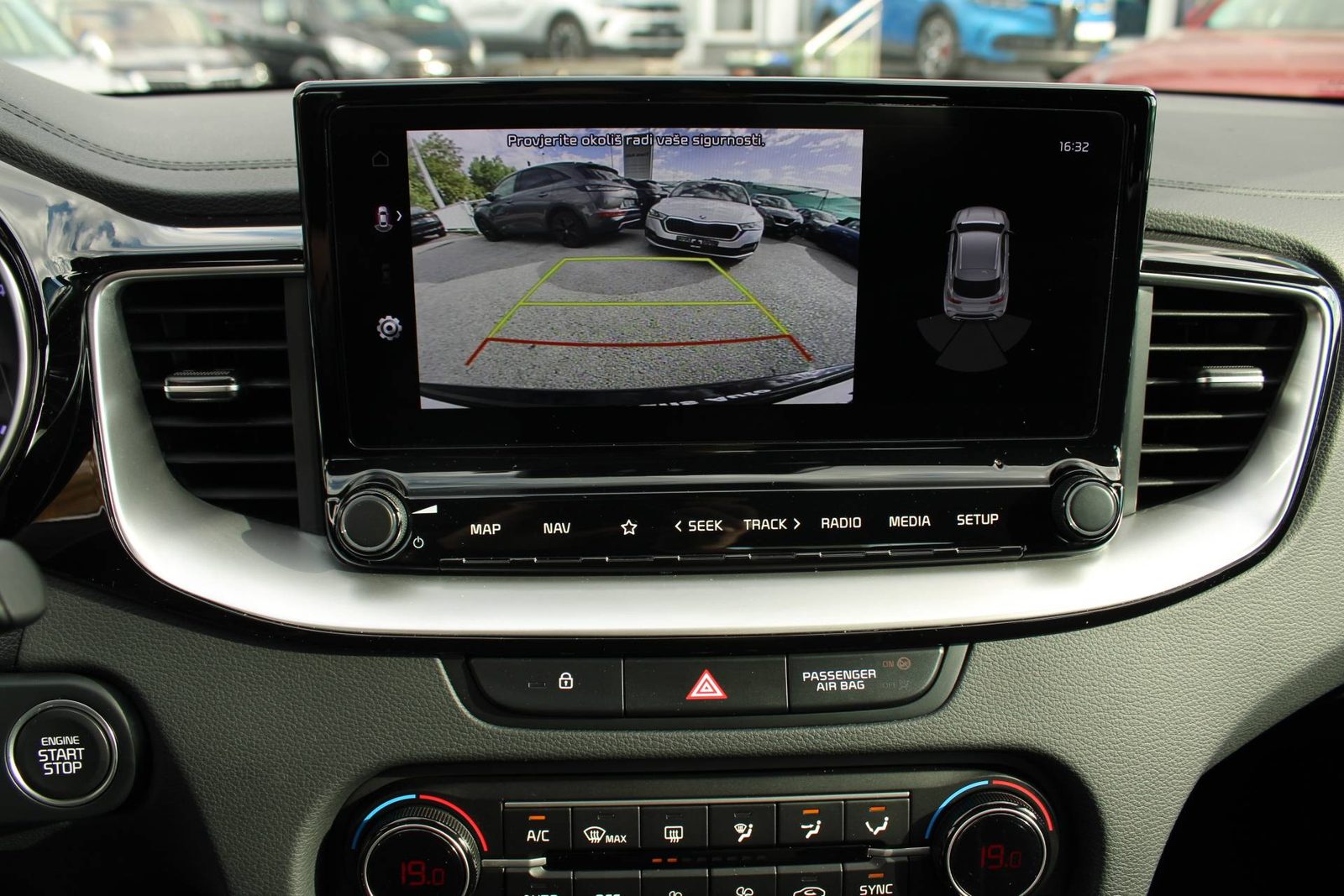 2023 Kia Xcee'd — fotografija 20