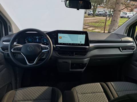 2025 Volkswagen Caravelle — sličica 7