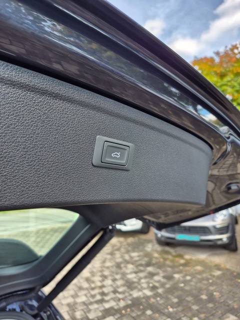 2019 Audi Q5 — sličica 25