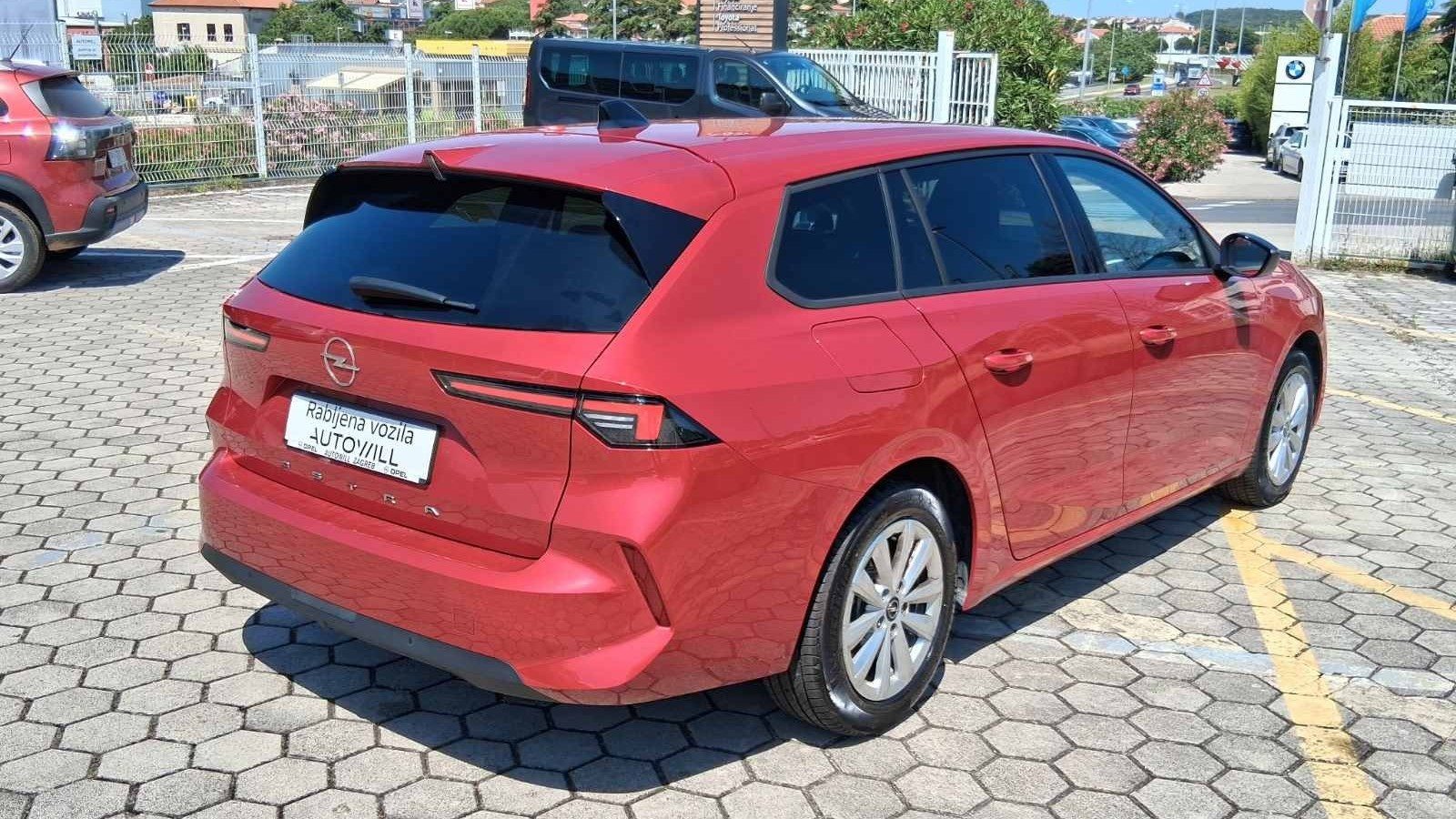2024 Opel Astra Sports Tourer — fotografija 4