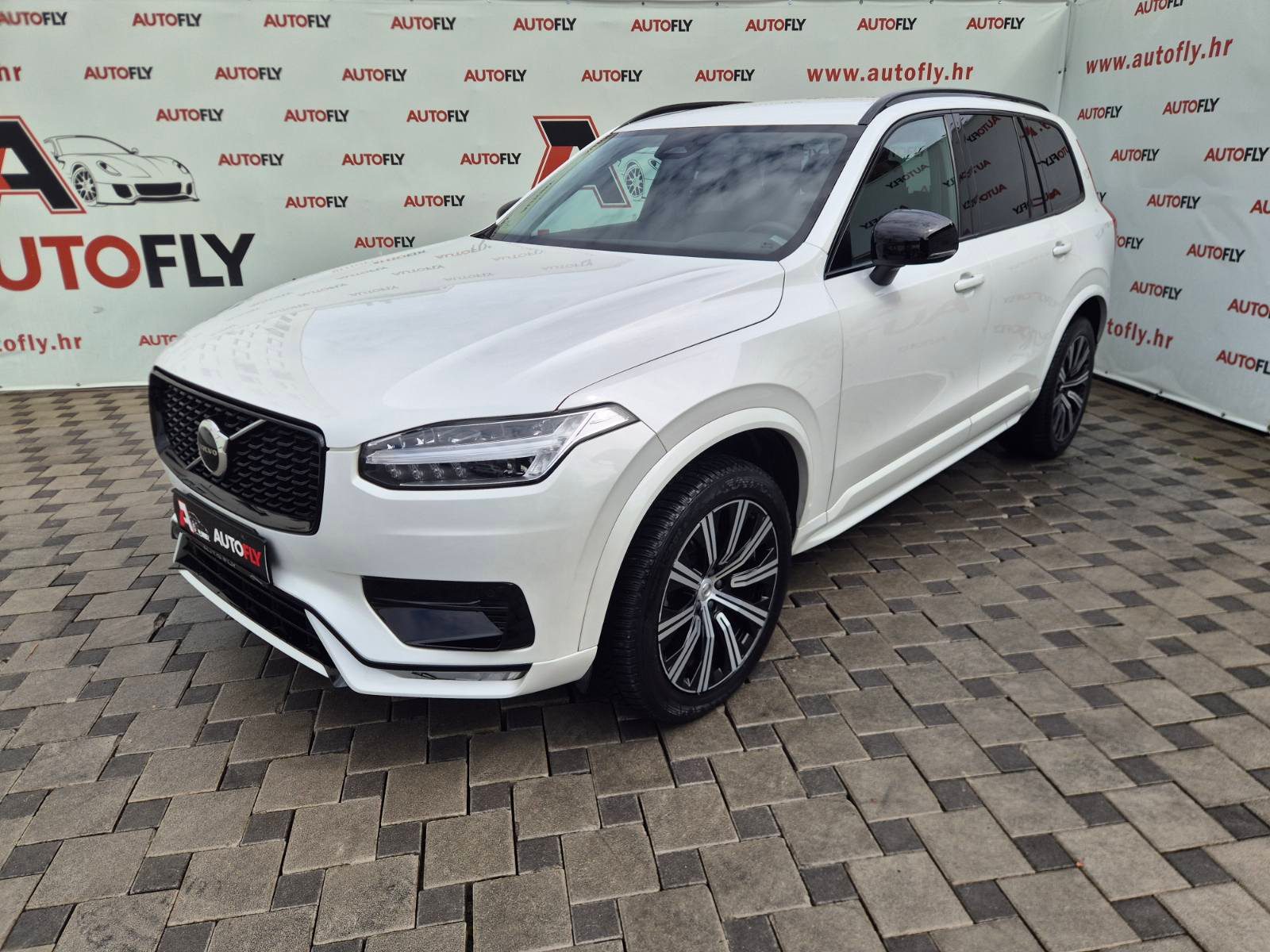 2022 Volvo XC90 R-Design — fotografija 9