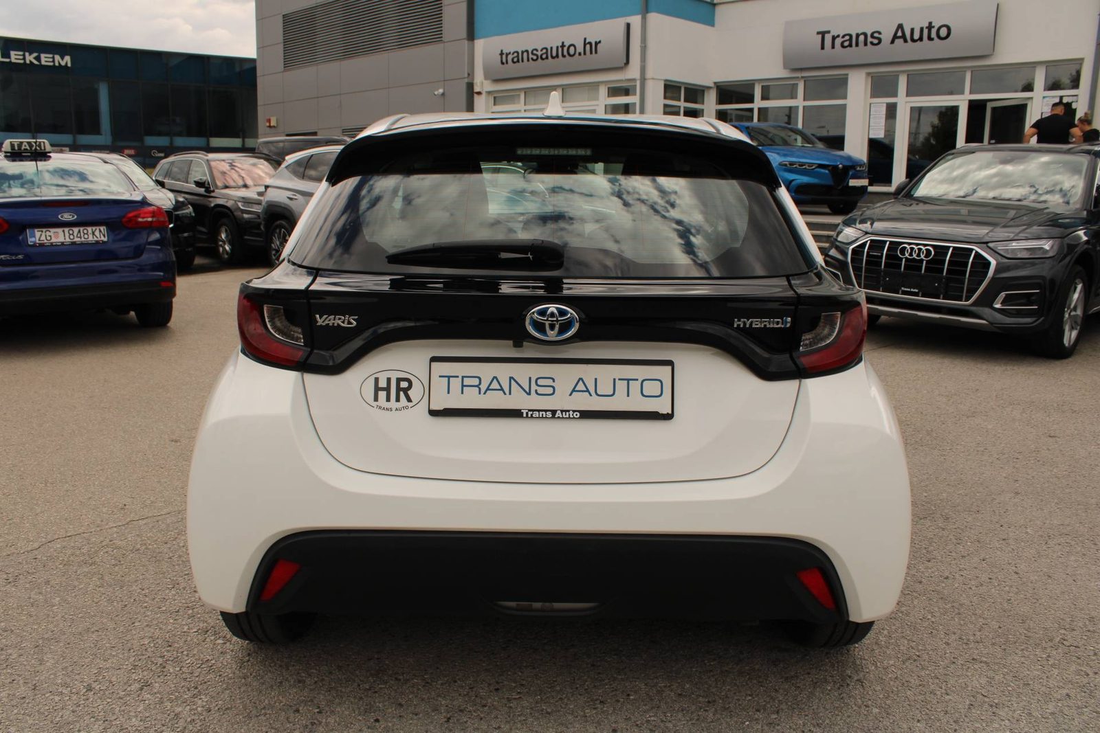 2024 Toyota Yaris — fotografija 6