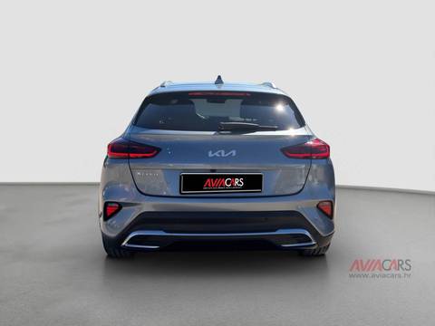 2025 Kia XCeed — sličica 4