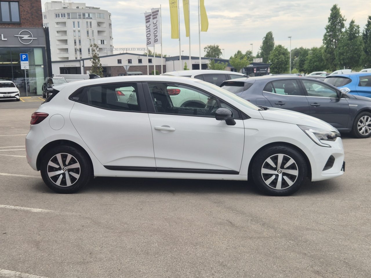 2023 Renault Clio V — fotografija 4