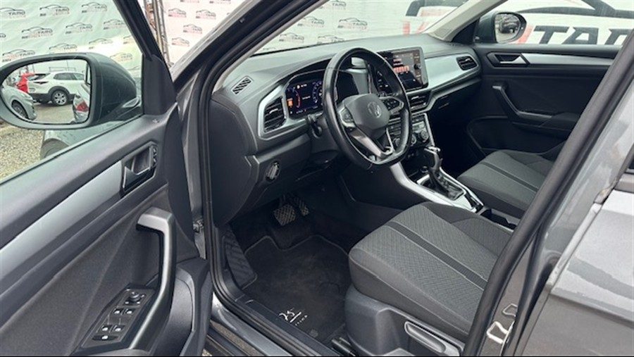 2022 Volkswagen T-Roc — fotografija 9