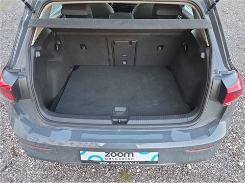 2022 Volkswagen Golf — sličica 14