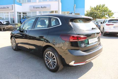 2022 BMW Serija 2 — sličica 7