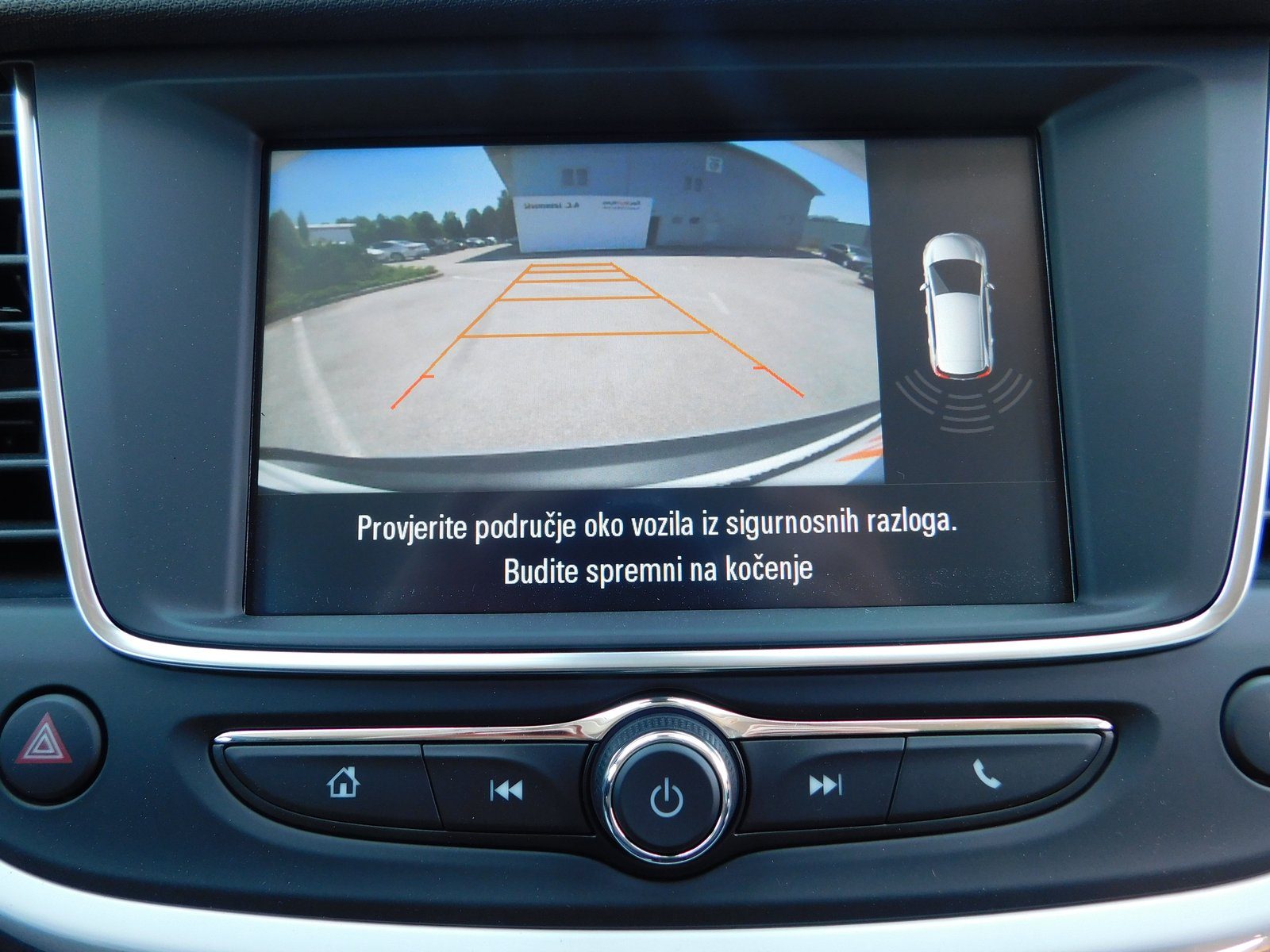 2022 Opel Crossland — fotografija 13