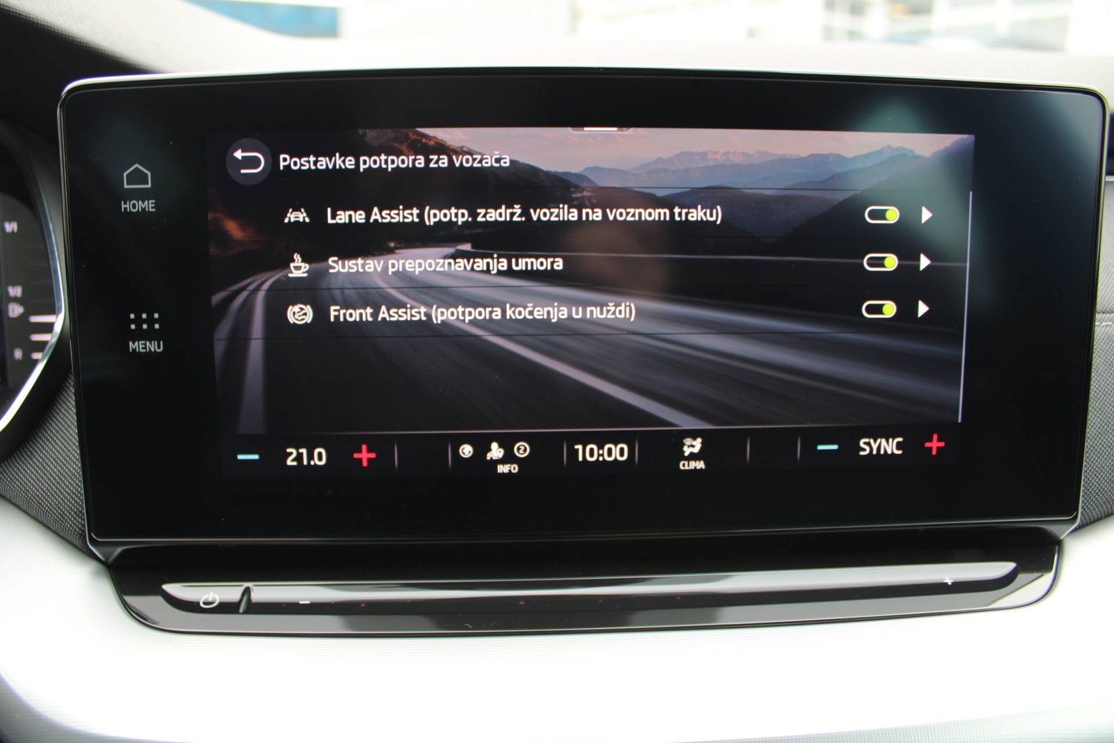 2022 Škoda Octavia — fotografija 24