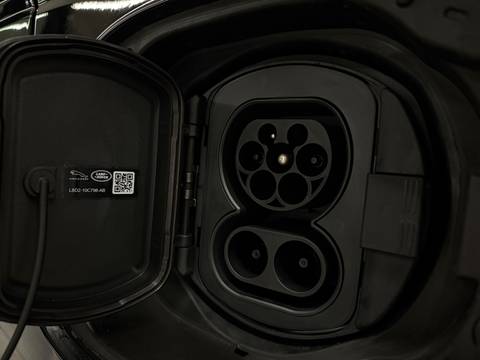 2025 Land Rover Range Rover Evoque — sličica 30