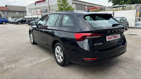 2022 Škoda Octavia — sličica 7