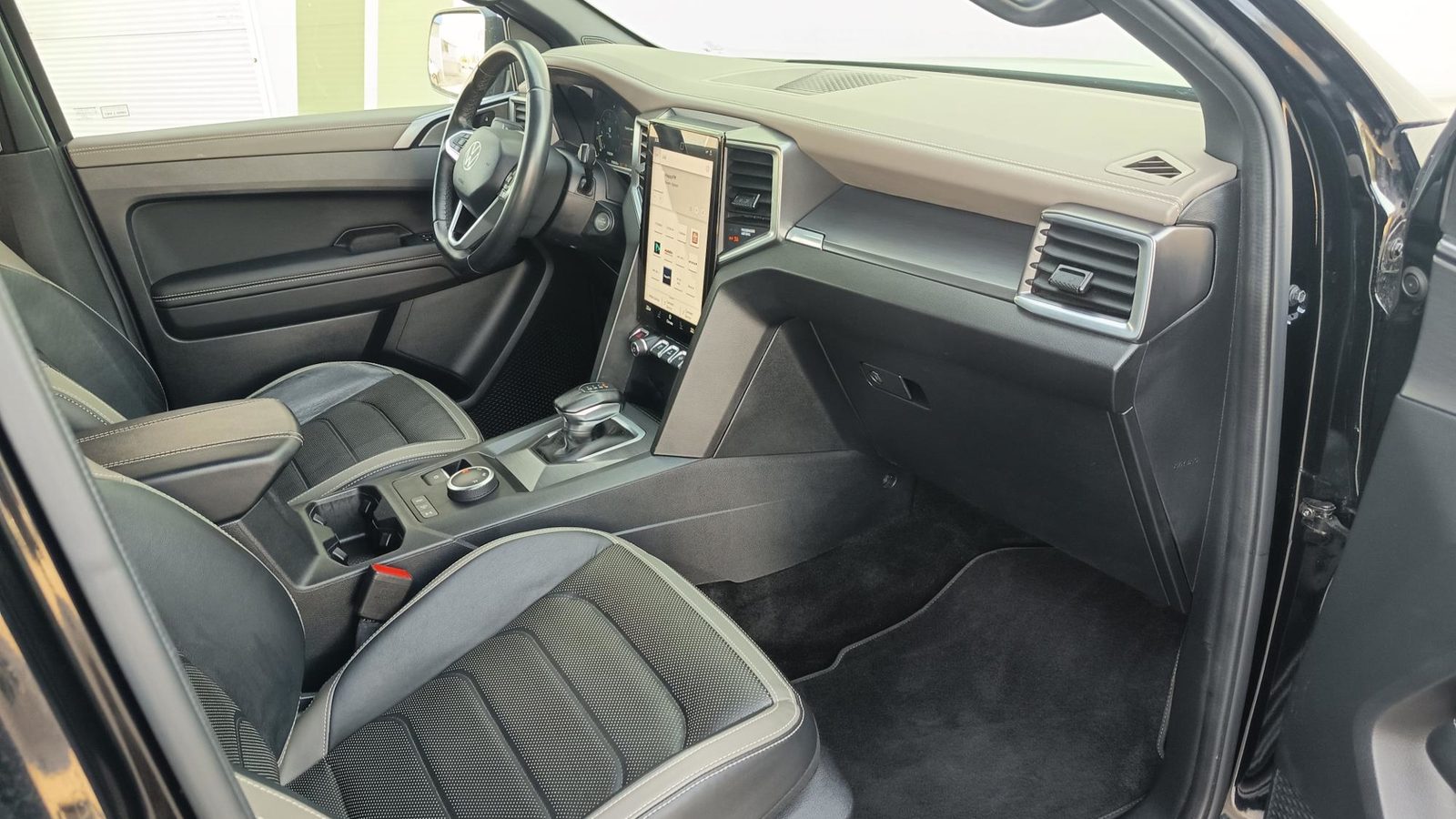 2023 Volkswagen Amarok — fotografija 13