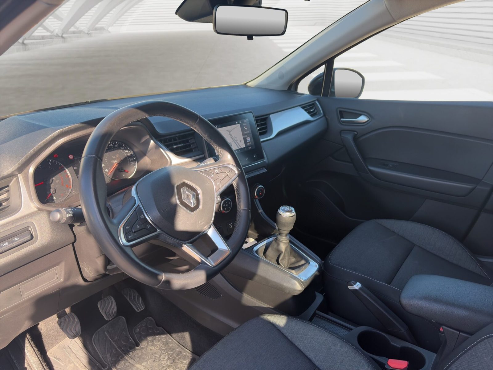 2023 Renault Captur — fotografija 9