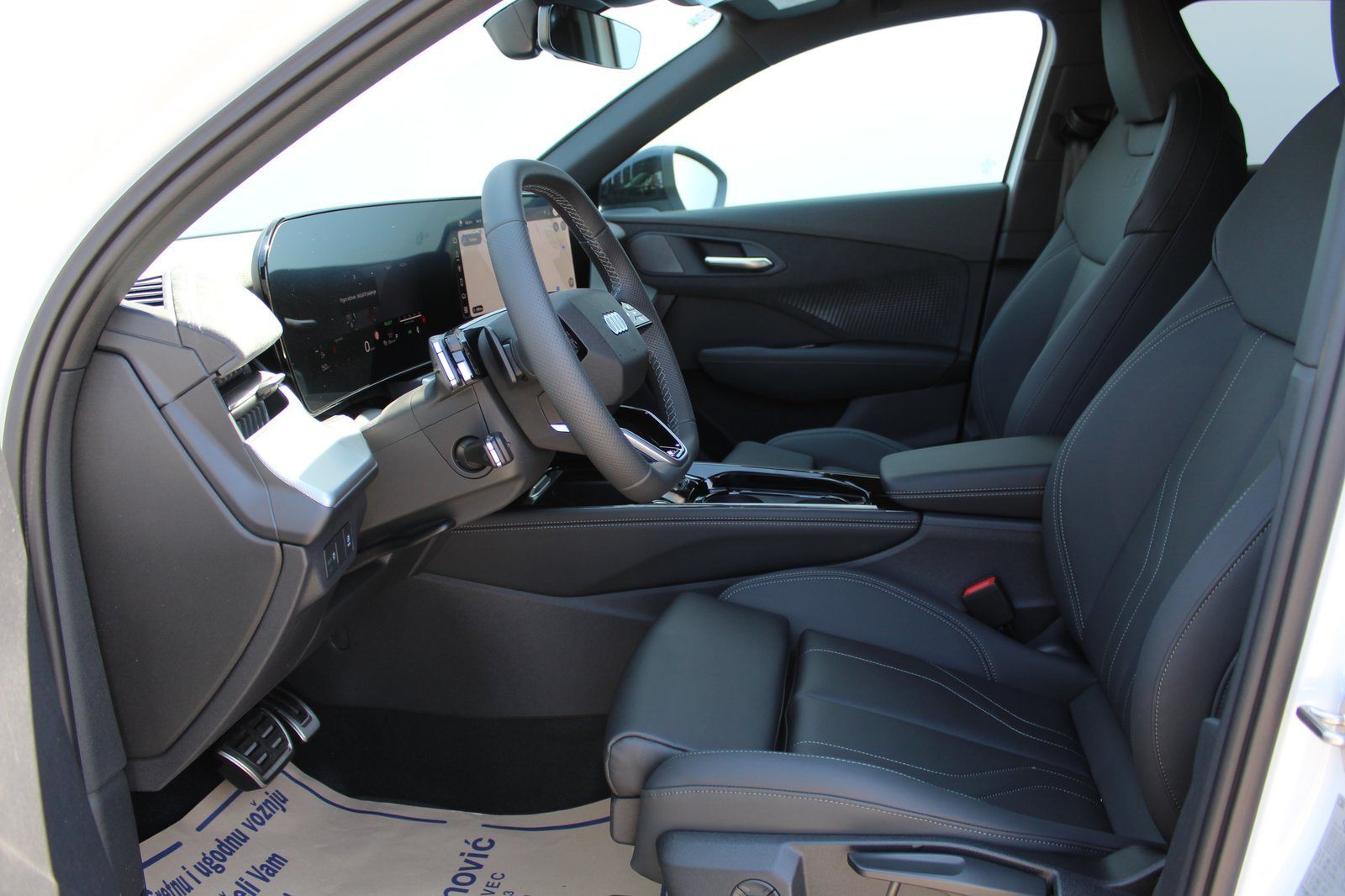 2026 Audi Q3 Sportback S line — fotografija 8