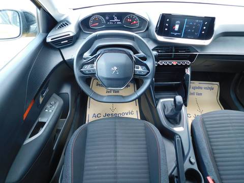 2022 Peugeot 208 — sličica 9