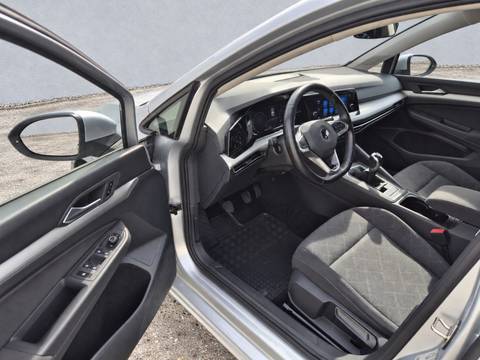 2021 Volkswagen Golf VIII — sličica 10
