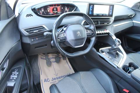 2021 Peugeot 5008 — sličica 9