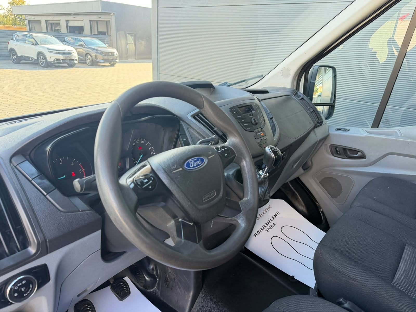 2015 Ford Transit — fotografija 14