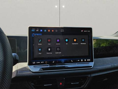 2026 Volkswagen Tiguan R-Line — sličica 18