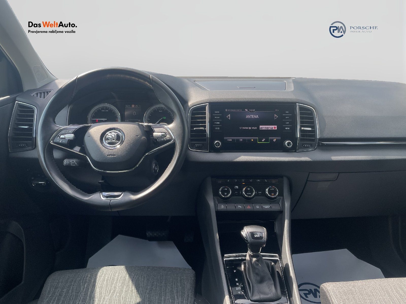 2021 Škoda Karoq — fotografija 12
