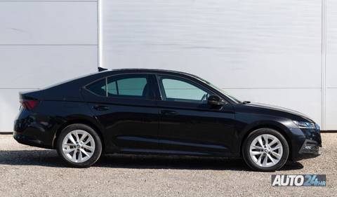 2022 Škoda Octavia Style — sličica 5