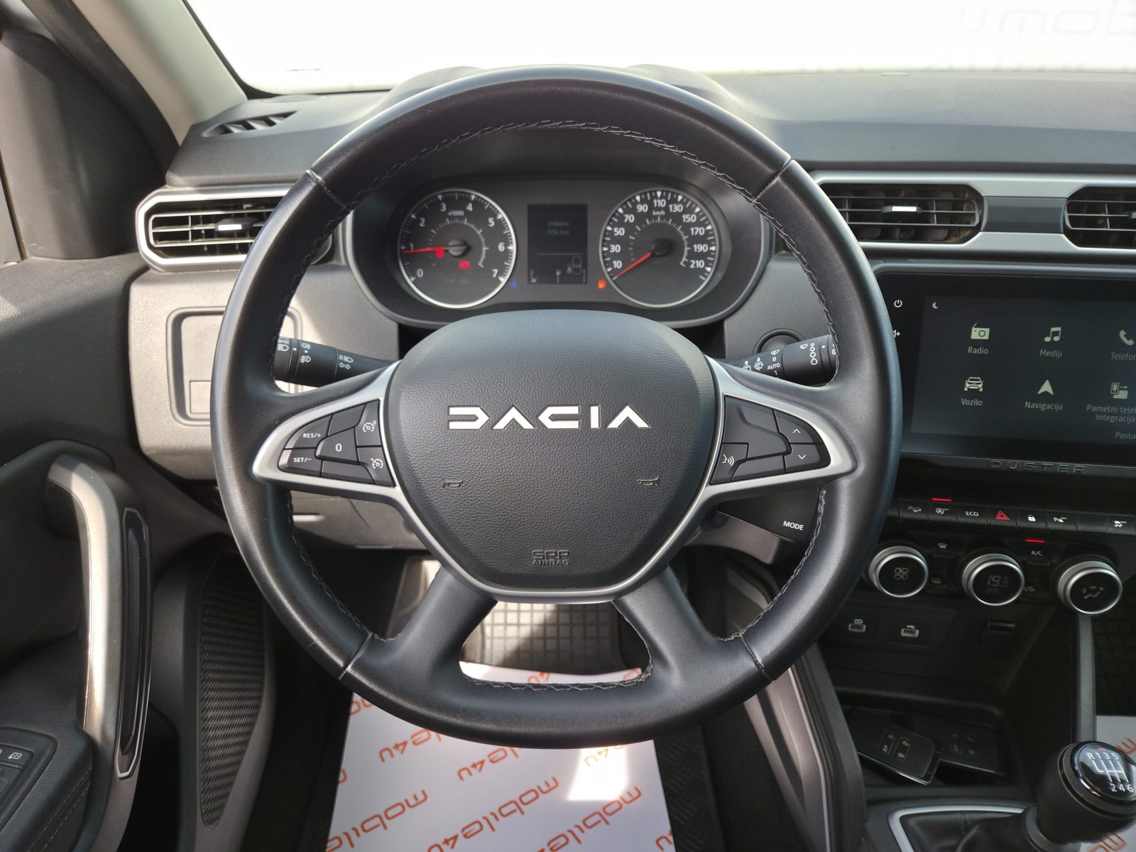 2024 Dacia Duster — fotografija 10