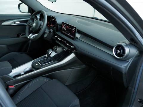 2023 Alfa Romeo Tonale — sličica 20