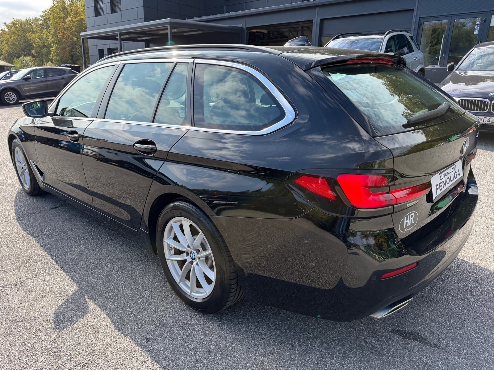 2022 BMW Serija 5 — fotografija 4