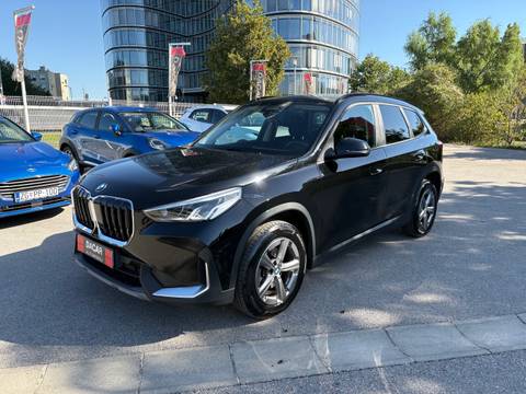 2023 BMW X1 — sličica 2