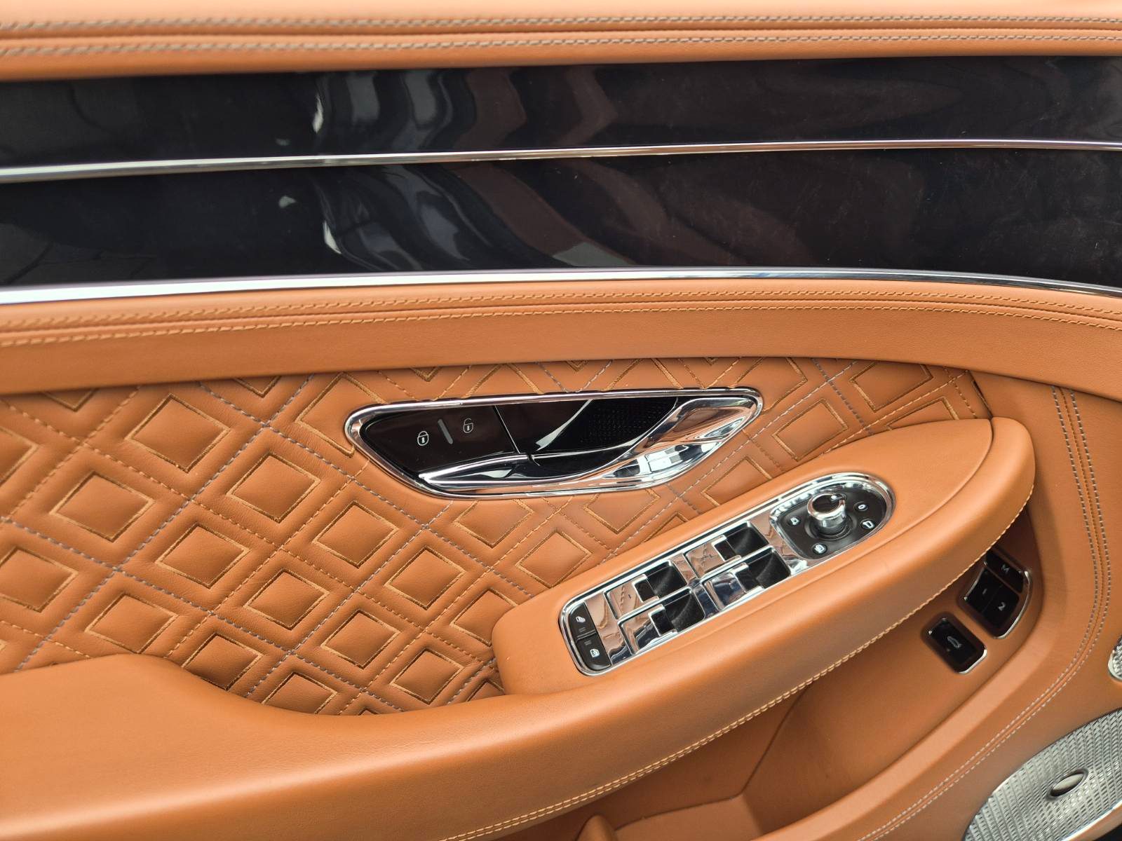 2018 Bentley Continental GT — fotografija 24