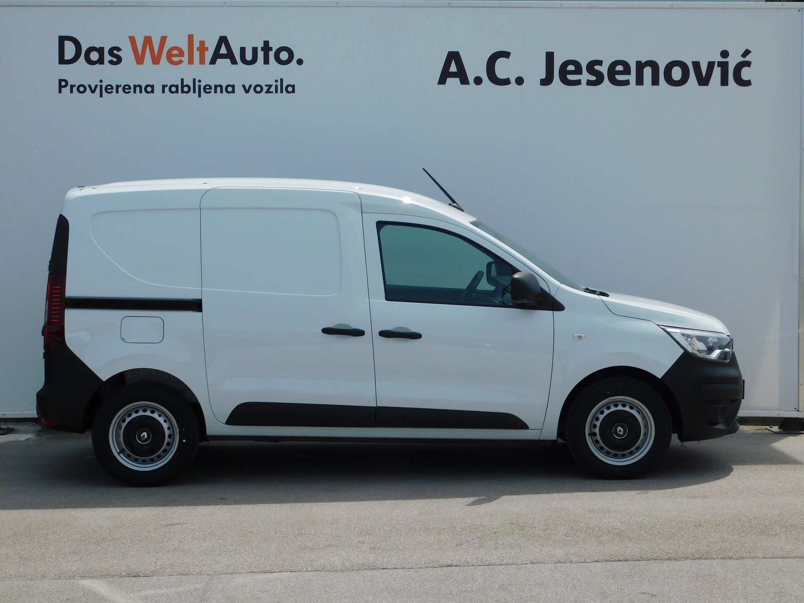 2022 Renault Express — fotografija 4
