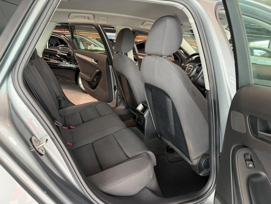 2010 Audi A4 Variant — fotografija 25