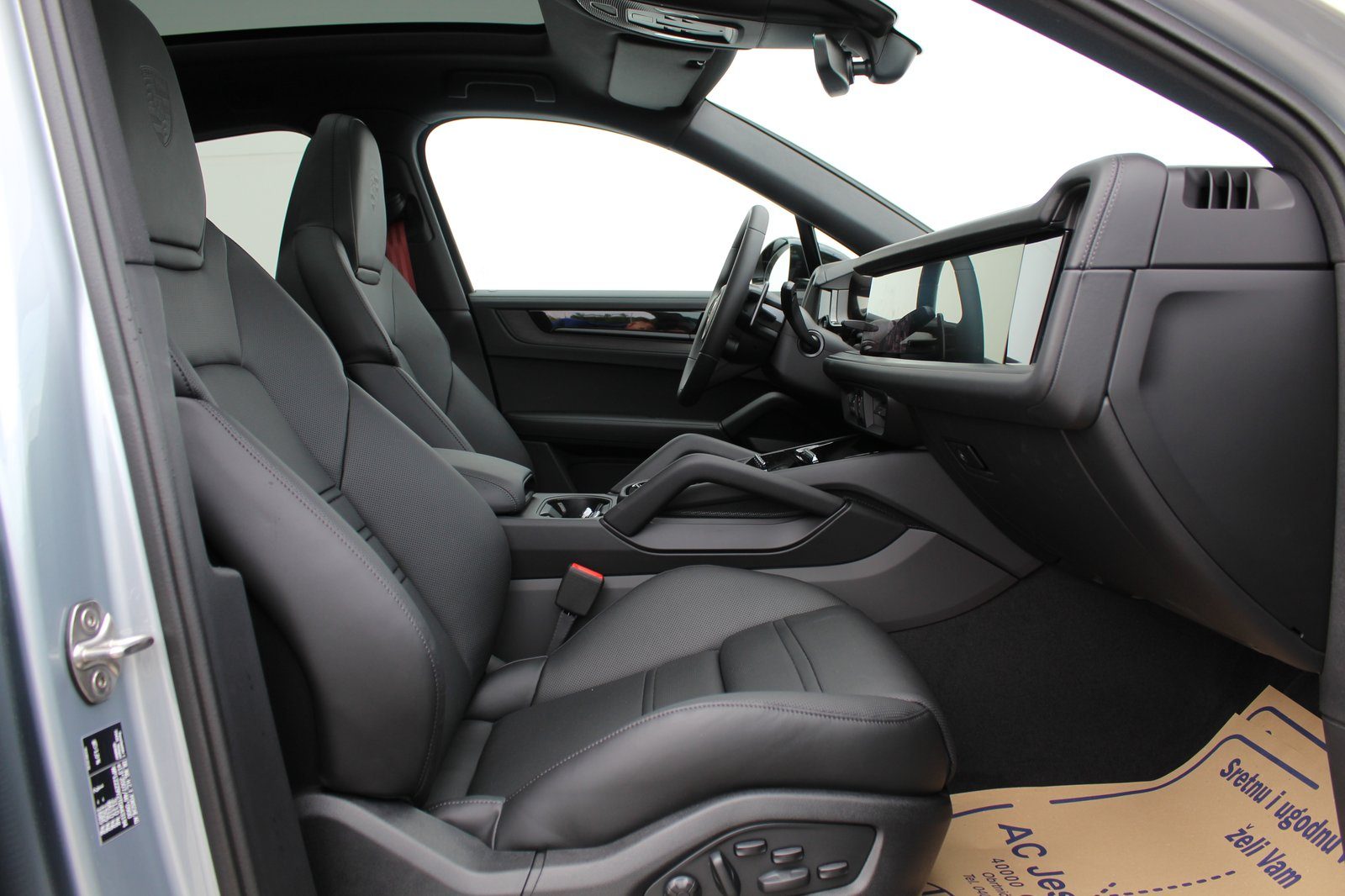 2026 Porsche Cayenne — fotografija 12