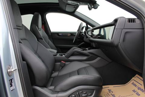 2026 Porsche Cayenne — sličica 12