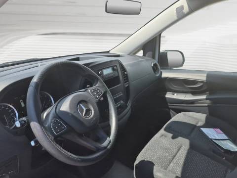 2022 Mercedes-Benz Vito — sličica 9
