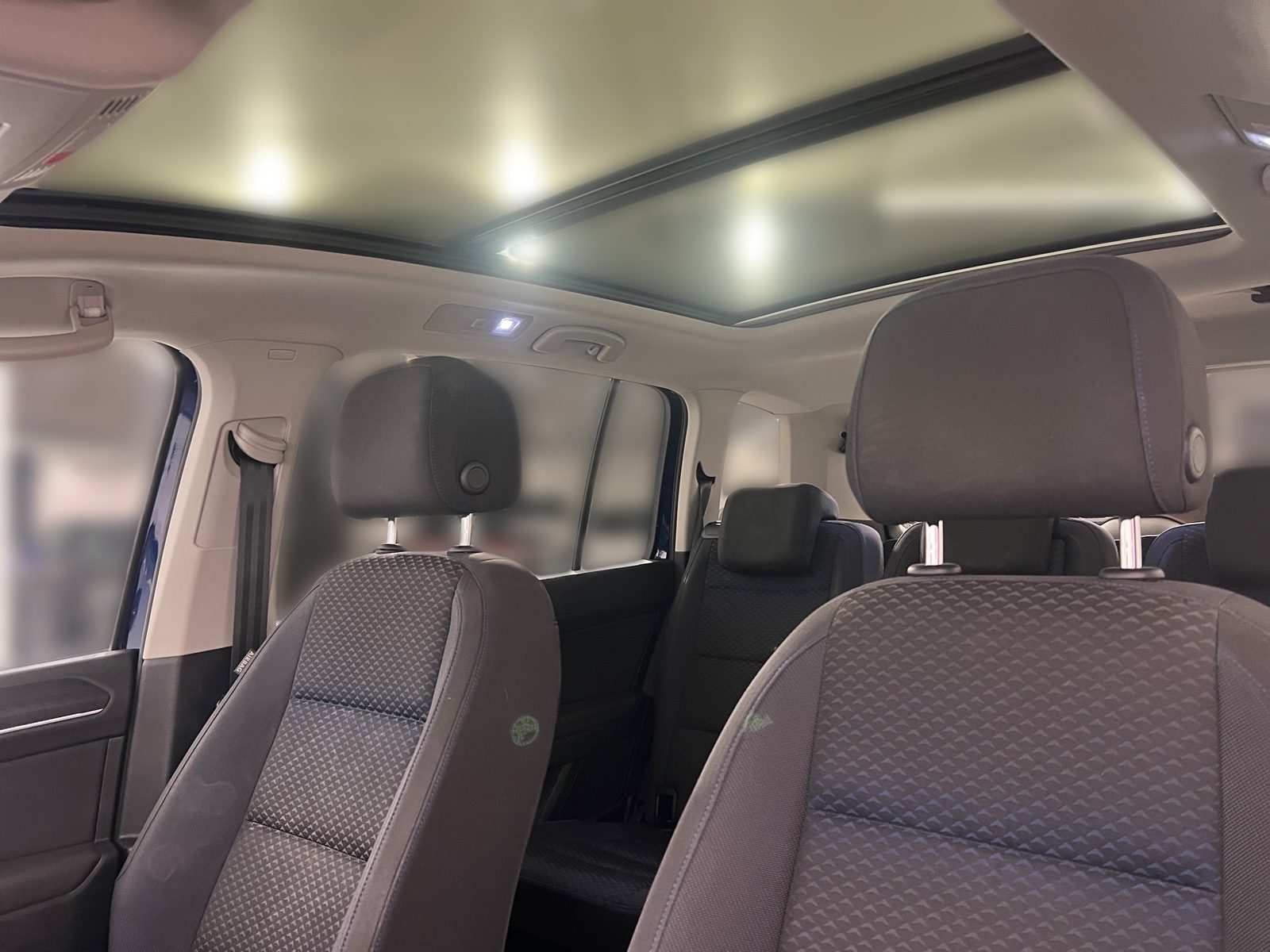 2020 Volkswagen Touran — fotografija 22