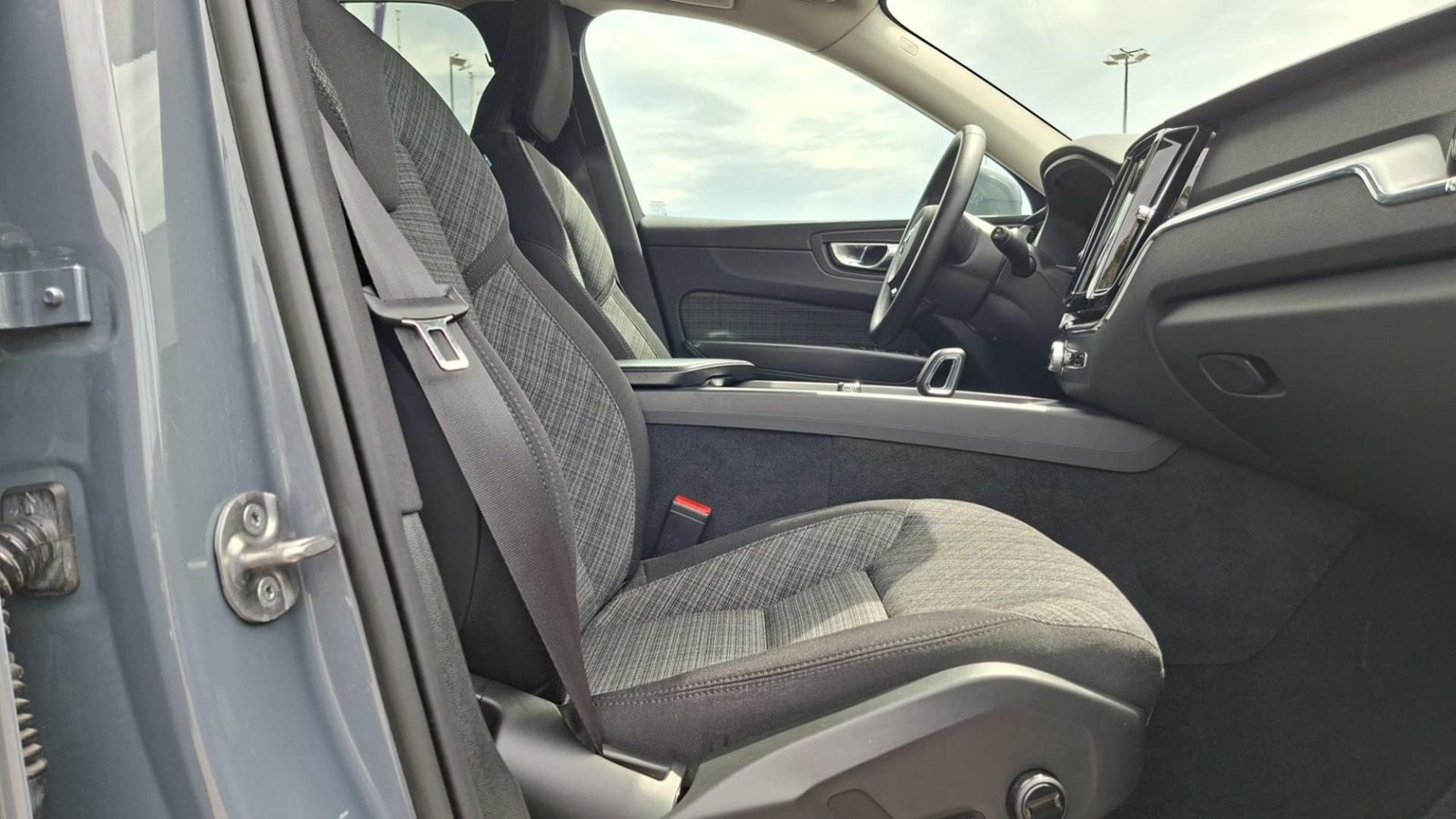 2023 Volvo XC60 — fotografija 5