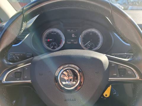 2020 Škoda Octavia — sličica 11