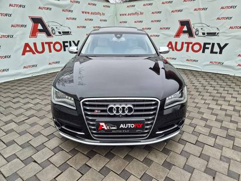 2012 Audi S8 — sličica 2