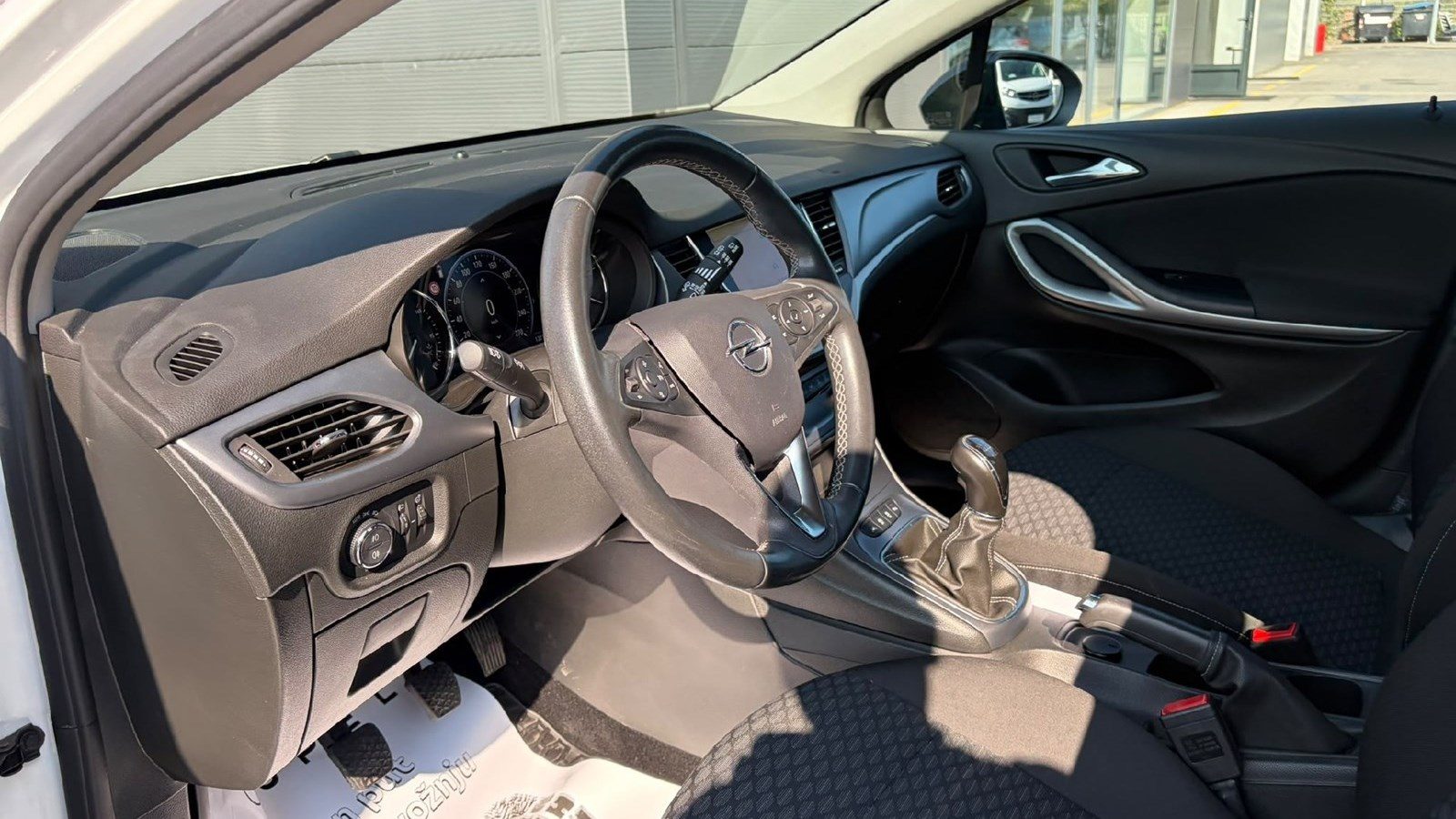 2021 Opel Astra — fotografija 16
