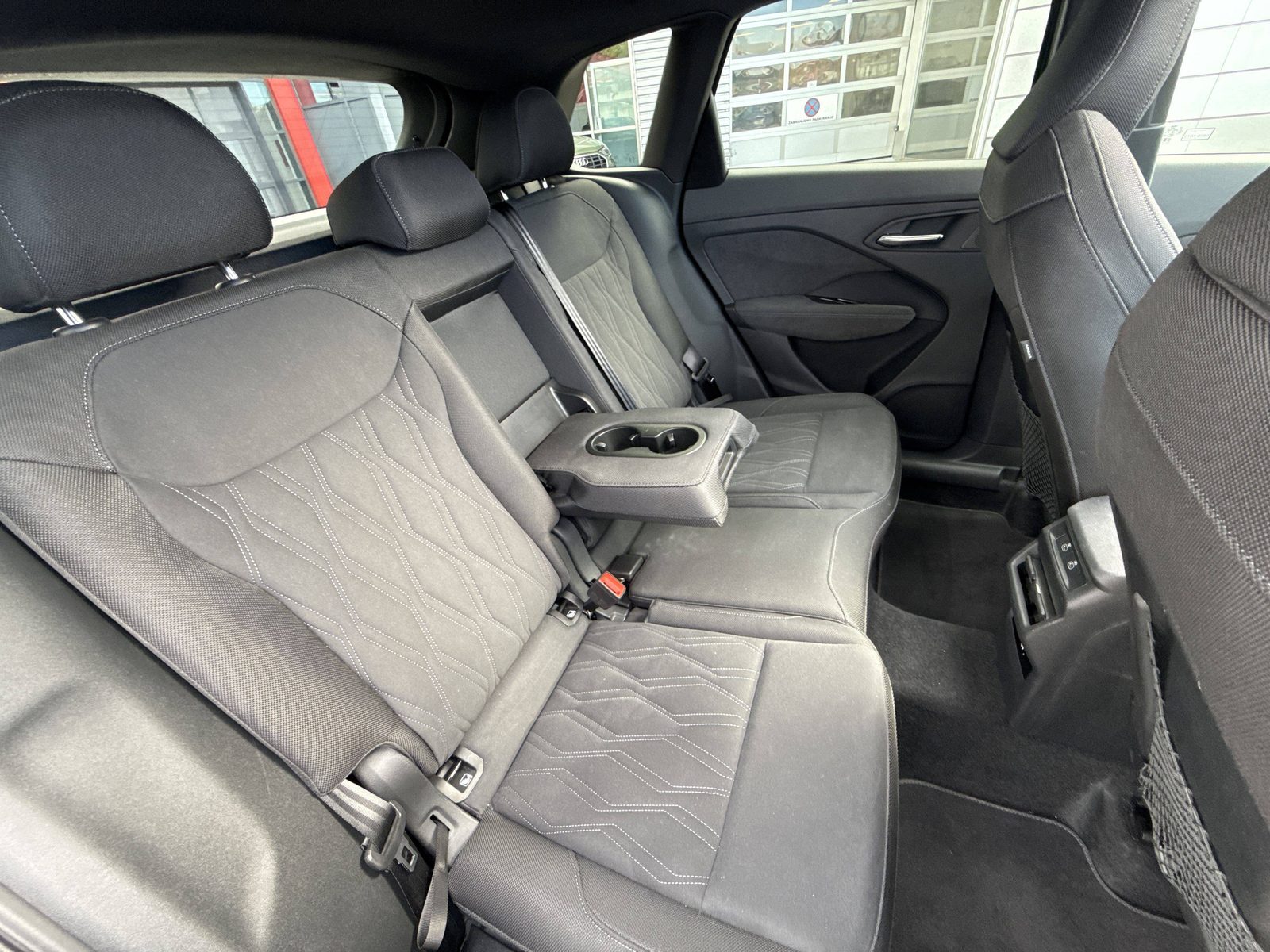 2026 Audi Q3 — fotografija 24