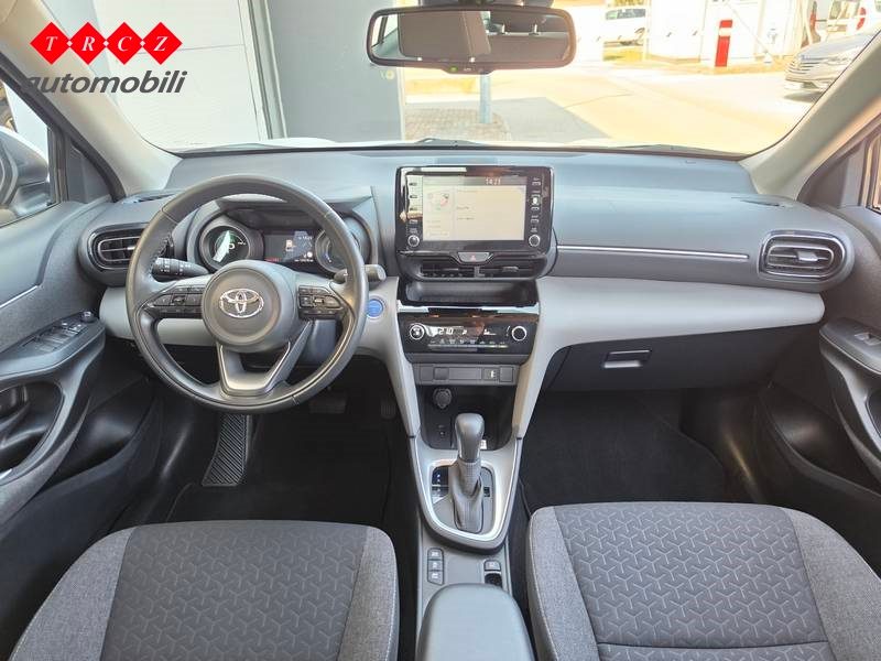 2022 Toyota Yaris — fotografija 8