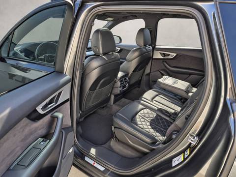 2017 Audi Q7 S line — sličica 14