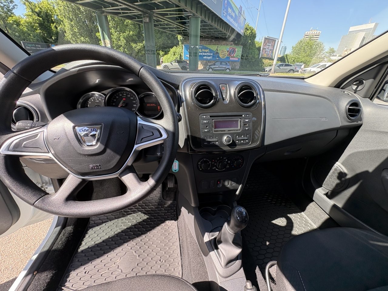 2018 Dacia Sandero — fotografija 14