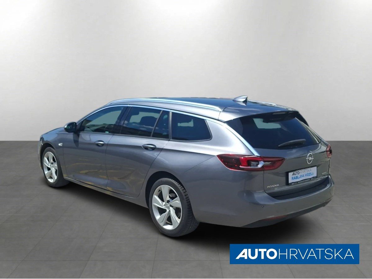 2017 Opel Insignia karavan — fotografija 8