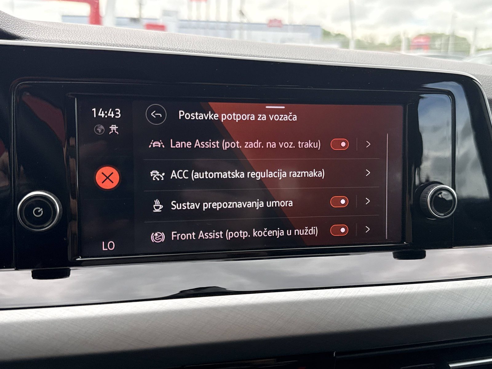 2024 Volkswagen Golf — fotografija 28