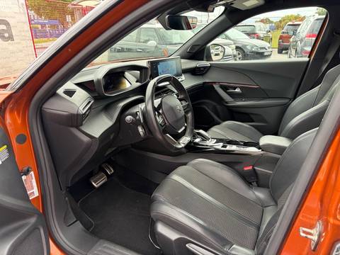 2020 Peugeot 2008 — sličica 12