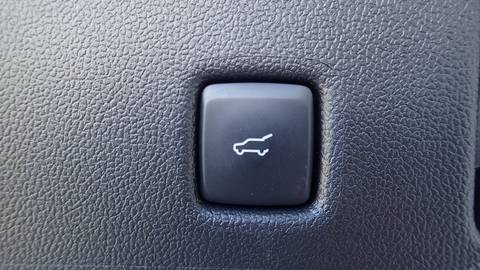 2025 Ford Kuga — sličica 19