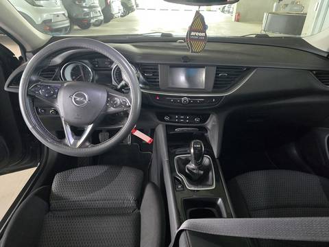 2021 Opel Insignia — sličica 8