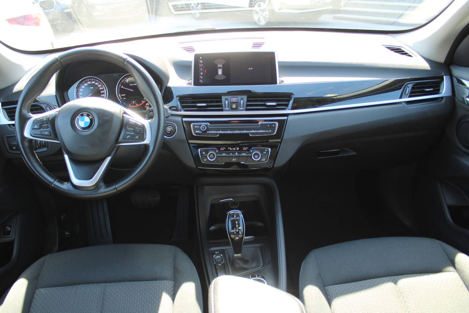 2020 BMW X1 — fotografija 13